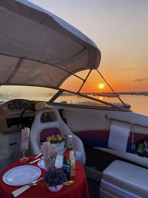 Guestboat Milagre Otel FAO Dış mekan fotoğraf
